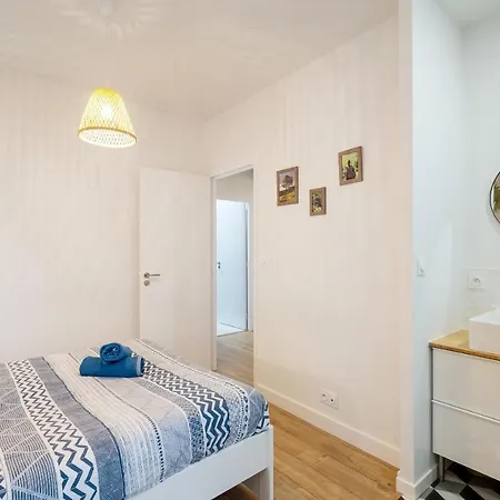 Hapetenia - Exotique Et Familial - Parking, Wifi & Netflix Apartment *